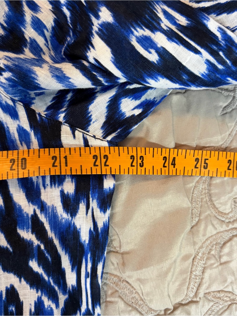 Chico's Shirt Sz 2 Large Linen Women’s Blue/White Ikat Abstract 100% Linen Tunic - Picture 5 of 11